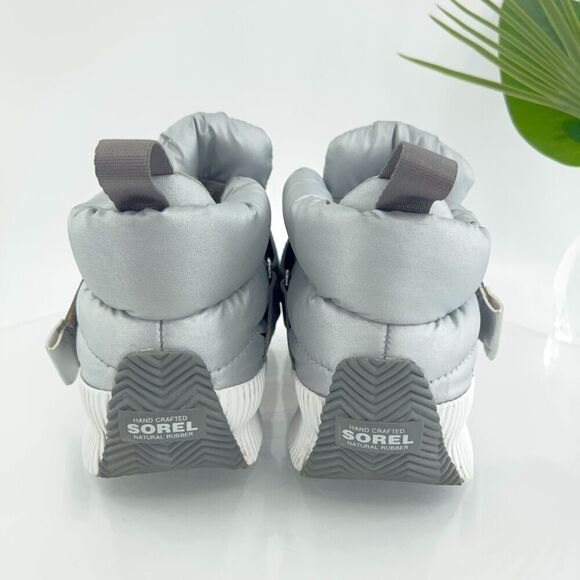 Sorel Women Size 8.5 Out N About Puffy Waterproof Bootie Shoe Silver Winter Boot - Picture 9 of 14